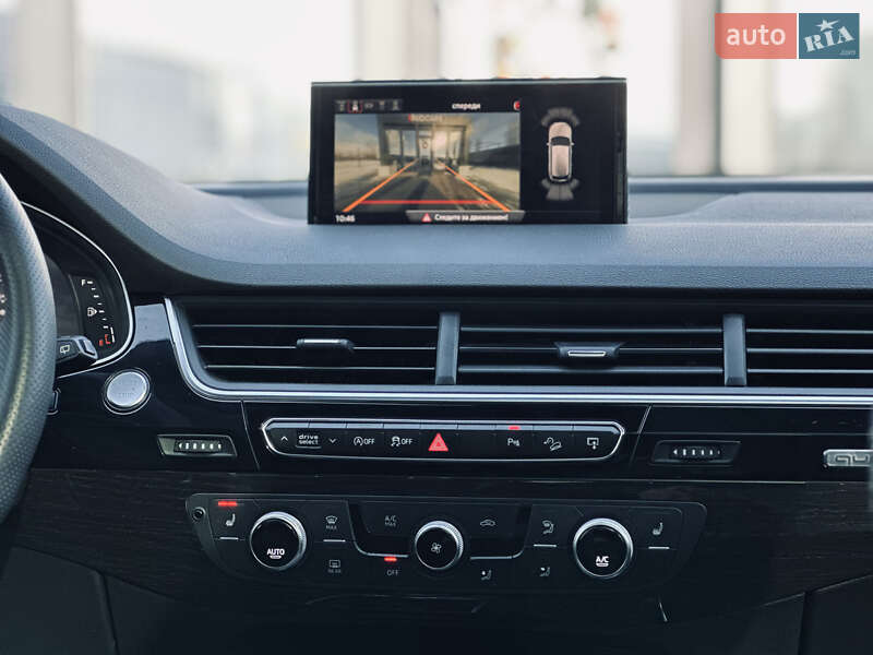 Внедорожник / Кроссовер Audi Q7 2016 в Кременчуге