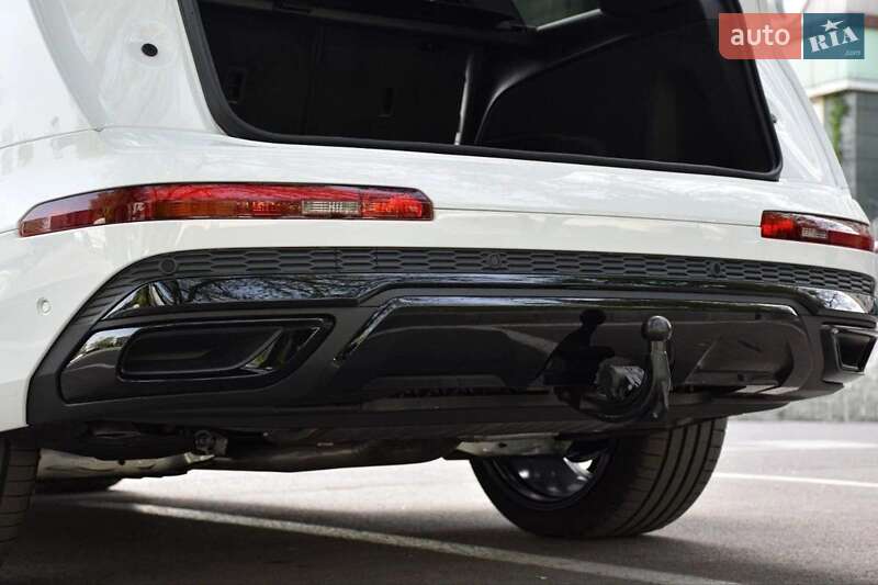 Позашляховик / Кросовер Audi Q7 2022 в Одесі