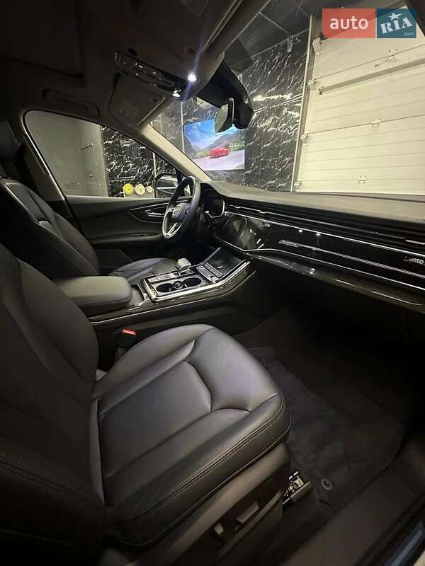 Позашляховик / Кросовер Audi Q7 2022 в Одесі