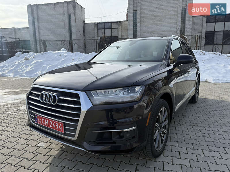 Позашляховик / Кросовер Audi Q7 2017 в Львові