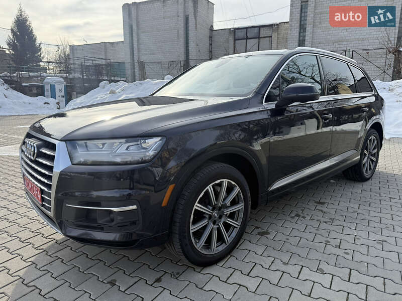 Позашляховик / Кросовер Audi Q7 2017 в Львові