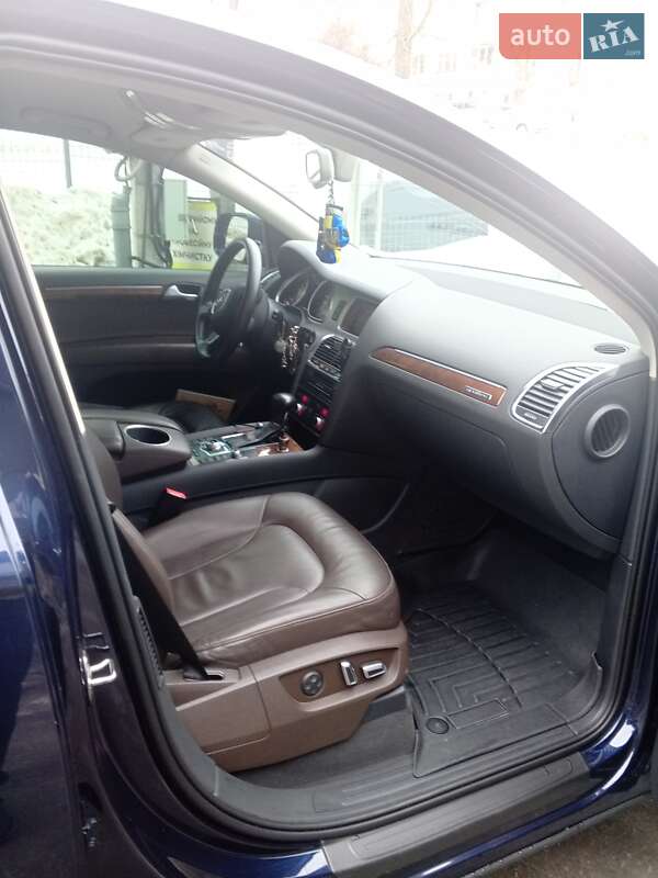 Позашляховик / Кросовер Audi Q7 2012 в Києві фото 12 Позашляховик / Кросовер Audi Q7 2012 в Києві