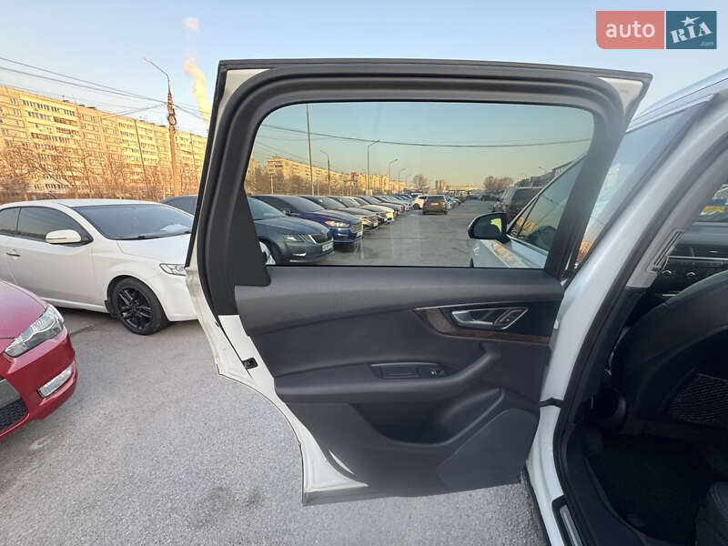 Внедорожник / Кроссовер Audi Q7 2017 в Запорожье фото 26 Внедорожник / Кроссовер Audi Q7 2017 в Запорожье
