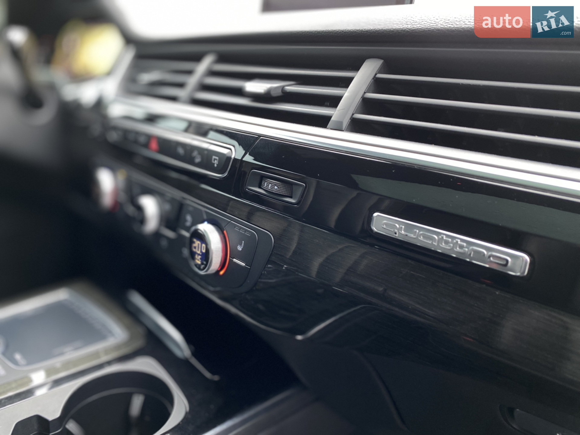 2016 Audi Q7 - мініатюра 26