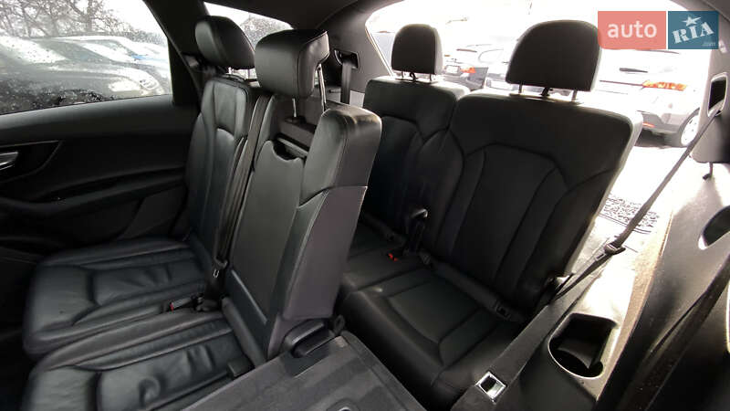 Внедорожник / Кроссовер Audi Q7 2016 в Луцке