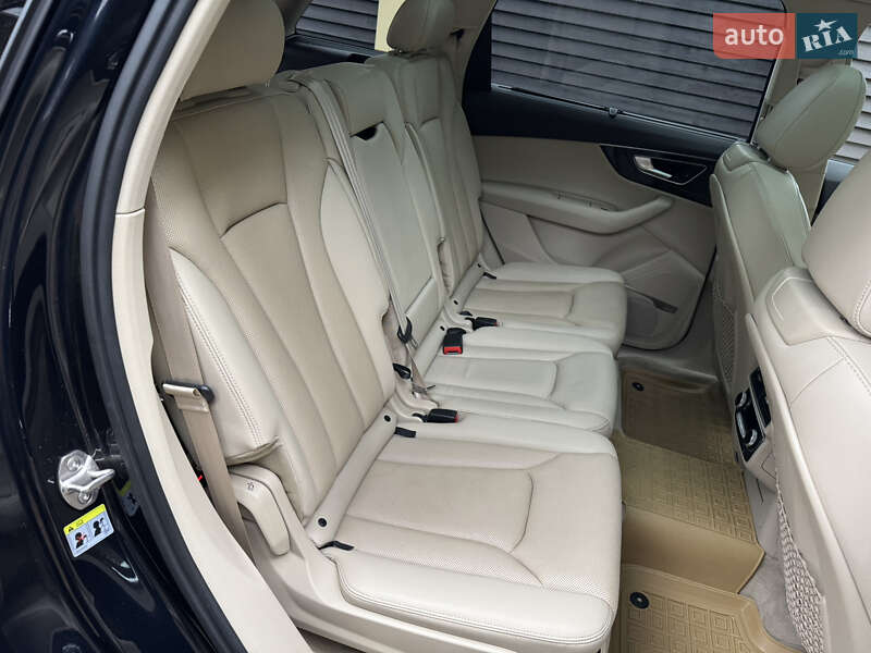 Позашляховик / Кросовер Audi Q7 2017 в Києві фото 34 Позашляховик / Кросовер Audi Q7 2017 в Києві