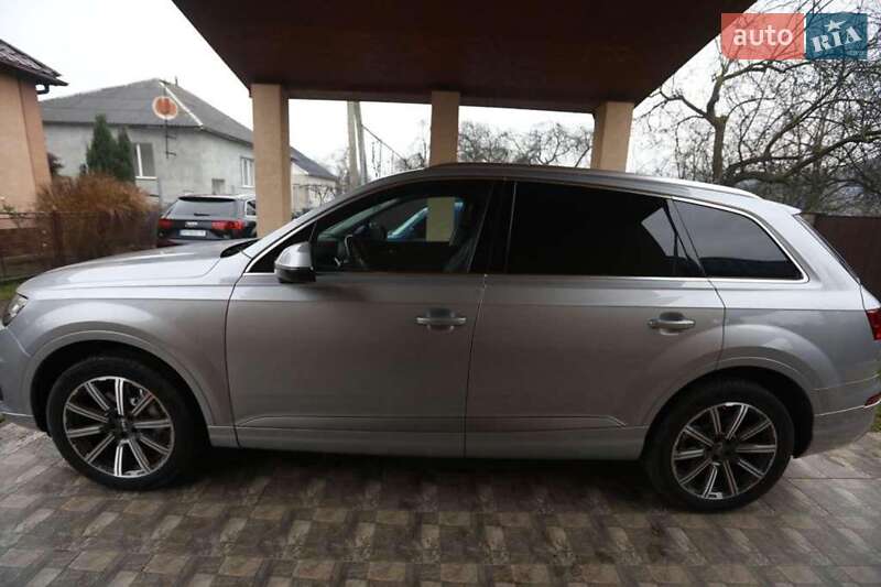 Внедорожник / Кроссовер Audi Q7 2015 в Приборжавском