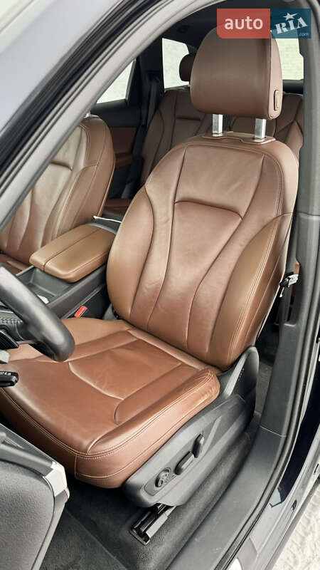 Внедорожник / Кроссовер Audi Q7 2017 в Киеве