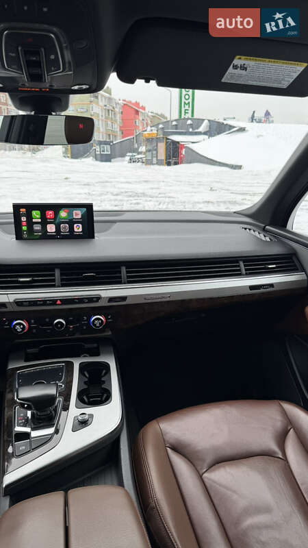 Внедорожник / Кроссовер Audi Q7 2017 в Киеве