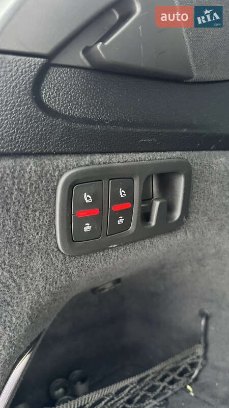 Внедорожник / Кроссовер Audi Q7 2017 в Киеве