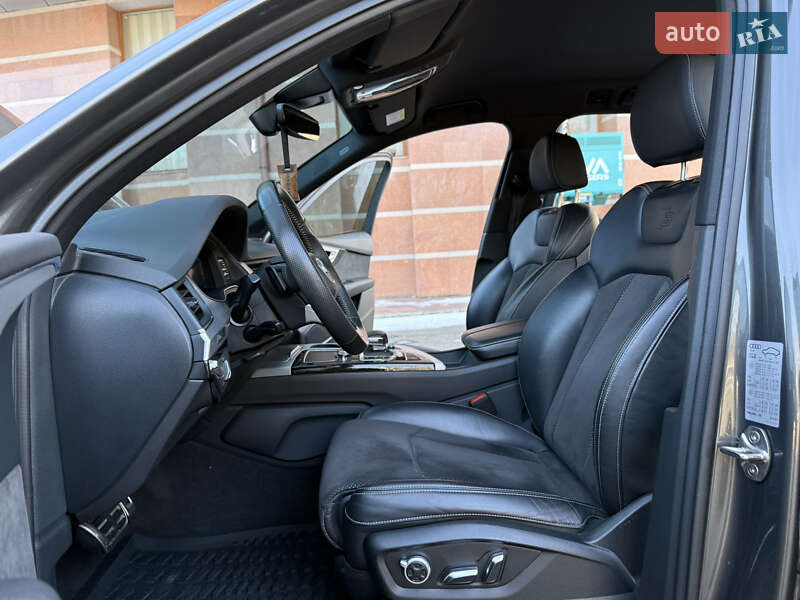 Внедорожник / Кроссовер Audi Q7 2019 в Одессе фото 36 Внедорожник / Кроссовер Audi Q7 2019 в Одессе
