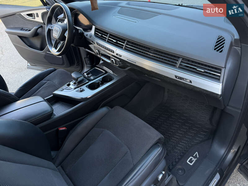 Внедорожник / Кроссовер Audi Q7 2019 в Одессе фото 40 Внедорожник / Кроссовер Audi Q7 2019 в Одессе