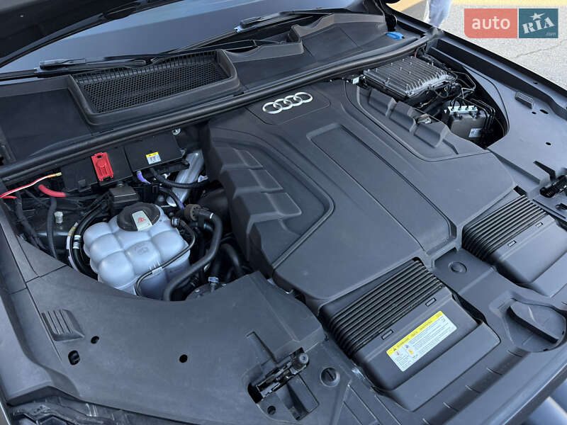 Внедорожник / Кроссовер Audi Q7 2019 в Одессе фото 72 Внедорожник / Кроссовер Audi Q7 2019 в Одессе