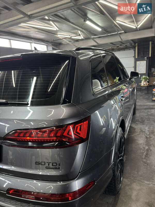 Внедорожник / Кроссовер Audi Q7 2020 в Львове