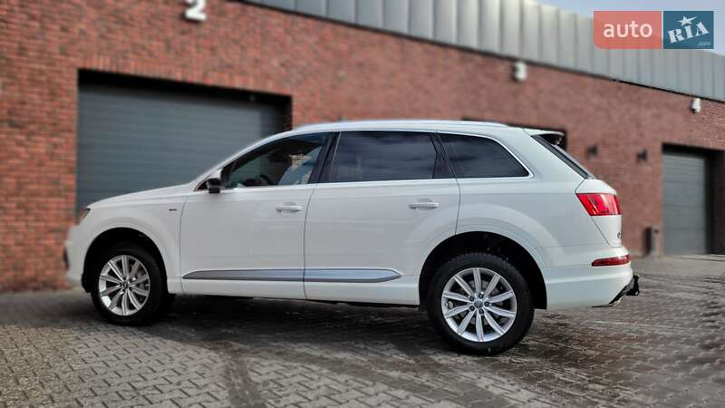 Позашляховик / Кросовер Audi Q7 2018 в Хмельницькому