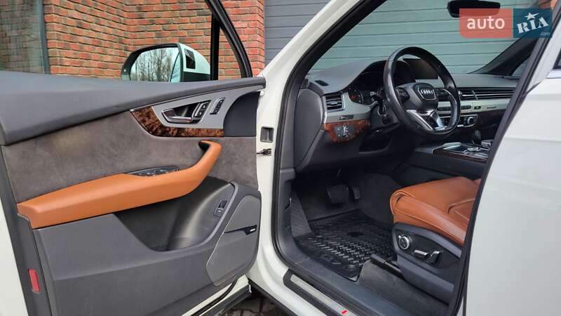 Позашляховик / Кросовер Audi Q7 2018 в Хмельницькому