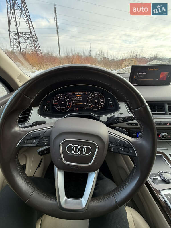 Позашляховик / Кросовер Audi Q7 2019 в Львові