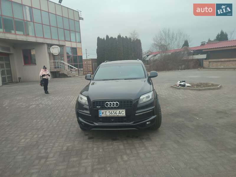 Внедорожник / Кроссовер Audi Q7 2014 в Запорожье