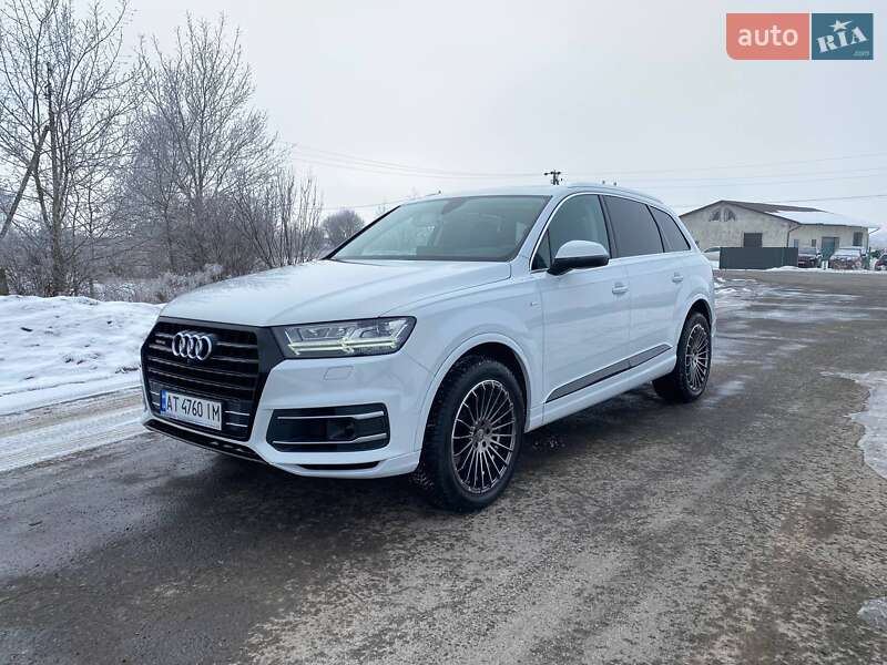 2017 Audi Q7, VIN WA1VAAF71JD018427:plate — фото 1 (autoria)
