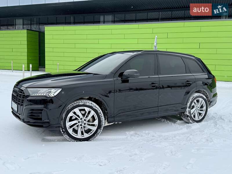 Позашляховик / Кросовер Audi Q7 2019 в Києві фото 3 Позашляховик / Кросовер Audi Q7 2019 в Києві