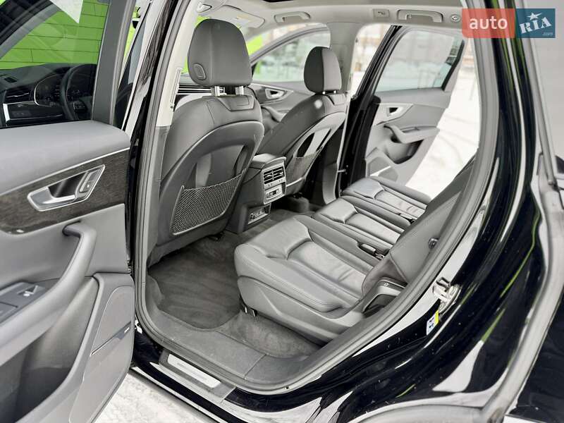 Позашляховик / Кросовер Audi Q7 2019 в Києві фото 34 Позашляховик / Кросовер Audi Q7 2019 в Києві