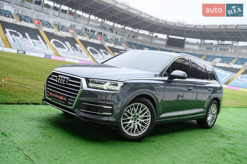 Позашляховик / Кросовер Audi Q7 2015 в Одесі