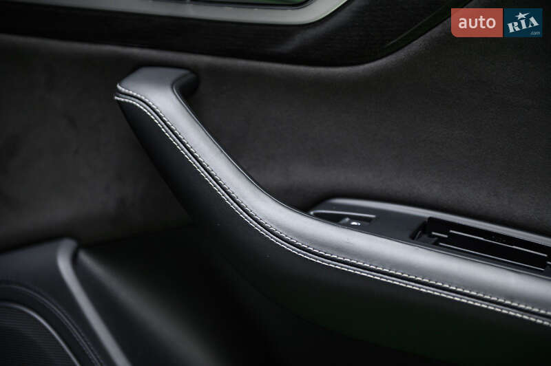 Позашляховик / Кросовер Audi Q7 2015 в Одесі