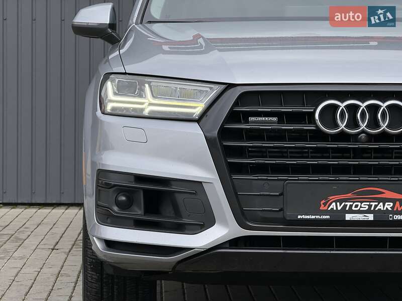 Внедорожник / Кроссовер Audi Q7 2017 в Мукачево