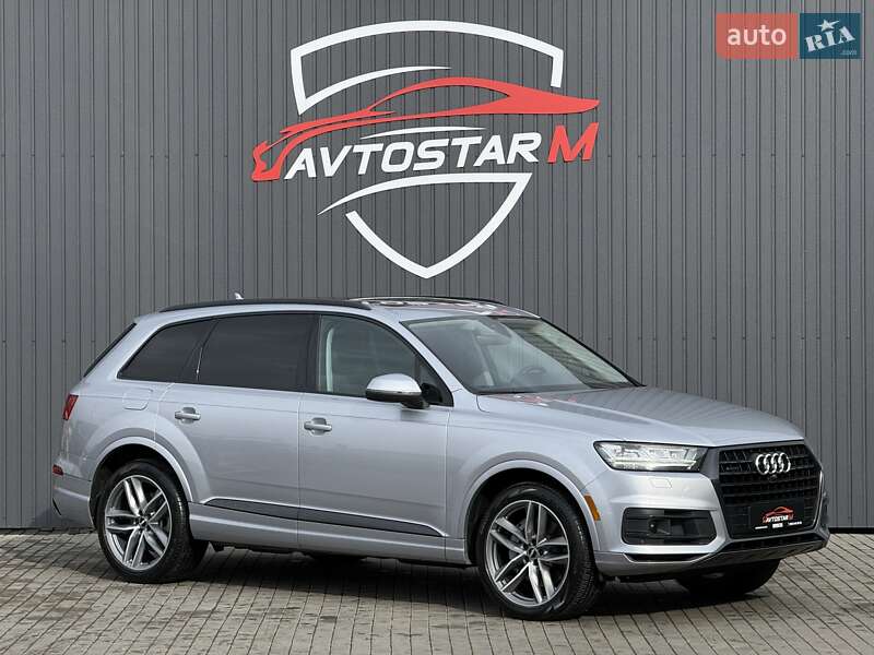 Внедорожник / Кроссовер Audi Q7 2017 в Мукачево