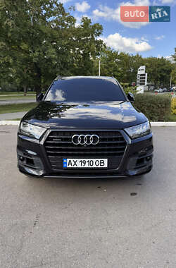 Позашляховик / Кросовер Audi Q7 2017 в Харкові