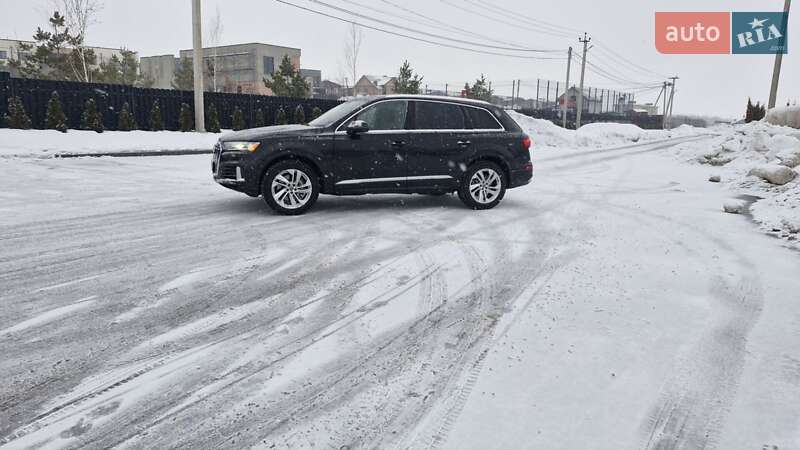 Позашляховик / Кросовер Audi Q7 2020 в Тернополі фото 23 Позашляховик / Кросовер Audi Q7 2020 в Тернополі