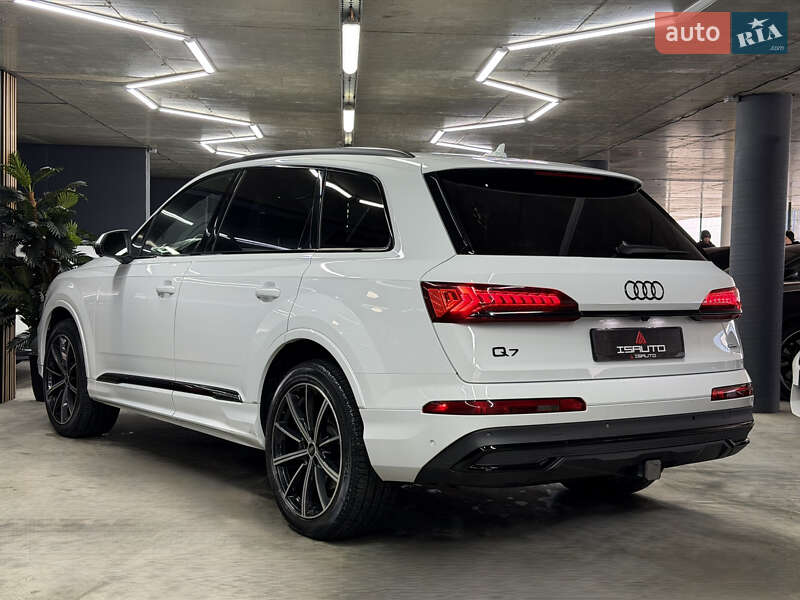 Позашляховик / Кросовер Audi Q7 2021 в Одесі фото 11 Позашляховик / Кросовер Audi Q7 2021 в Одесі