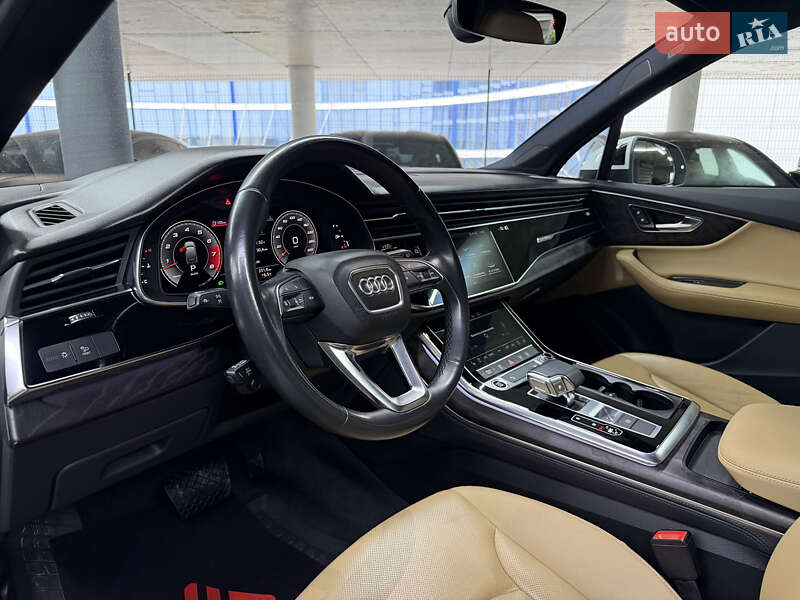 Позашляховик / Кросовер Audi Q7 2021 в Одесі фото 21 Позашляховик / Кросовер Audi Q7 2021 в Одесі
