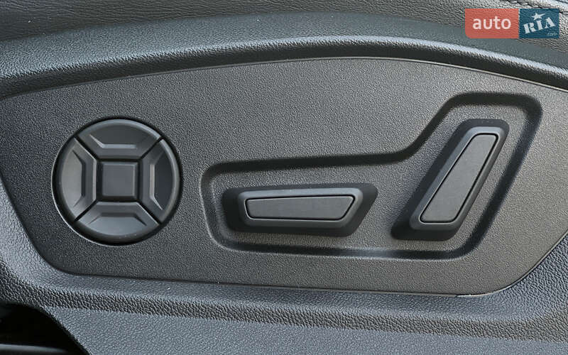 Позашляховик / Кросовер Audi Q7 2022 в Львові