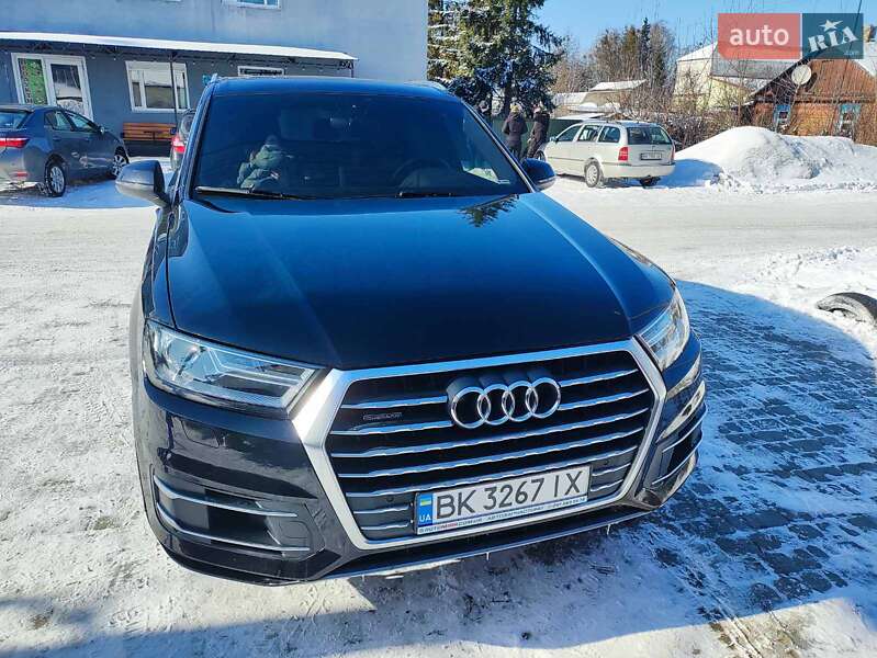 Внедорожник / Кроссовер Audi Q7 2017 в Рокитном фото 3 Внедорожник / Кроссовер Audi Q7 2017 в Рокитном