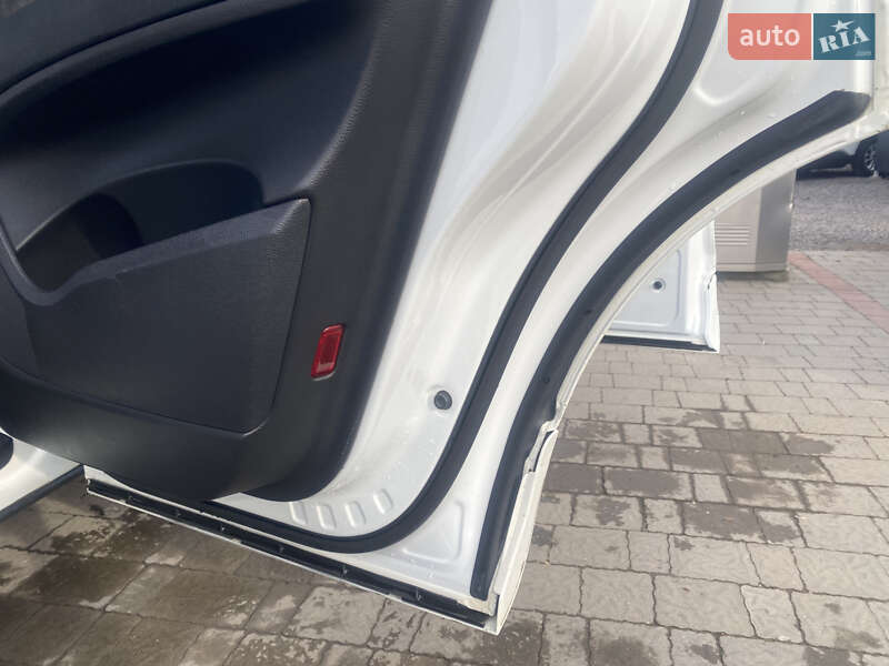 Позашляховик / Кросовер Audi Q7 2015 в Мукачевому