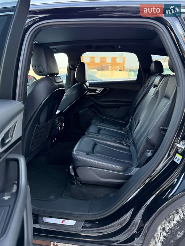 Позашляховик / Кросовер Audi Q7 2017 в Рівному фото 38 Позашляховик / Кросовер Audi Q7 2017 в Рівному