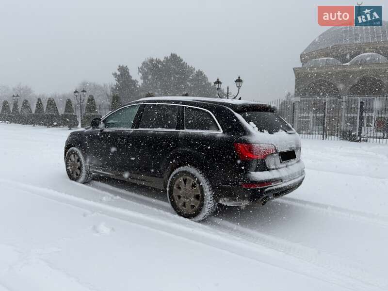 Позашляховик / Кросовер Audi Q7 2010 в Ізмаїлі