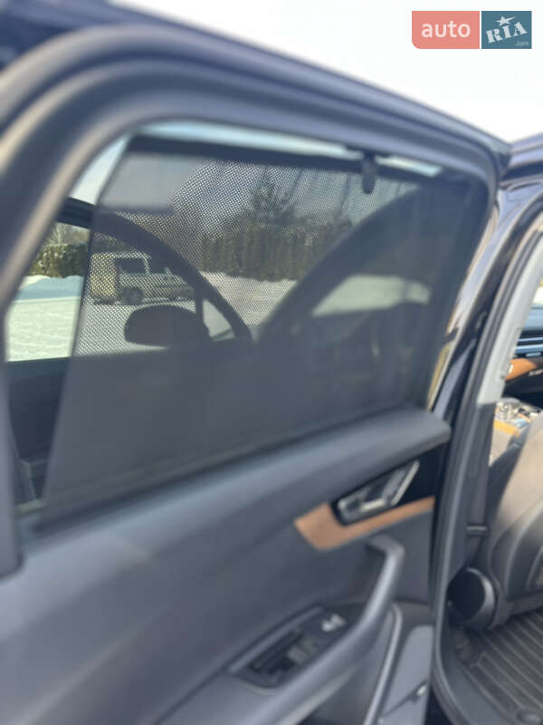 Позашляховик / Кросовер Audi Q7 2016 в Львові