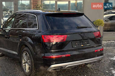 Внедорожник / Кроссовер Audi Q7 2017 в Львове