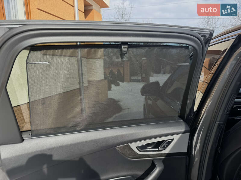 Позашляховик / Кросовер Audi Q7 2018 в Косові фото 46 Позашляховик / Кросовер Audi Q7 2018 в Косові