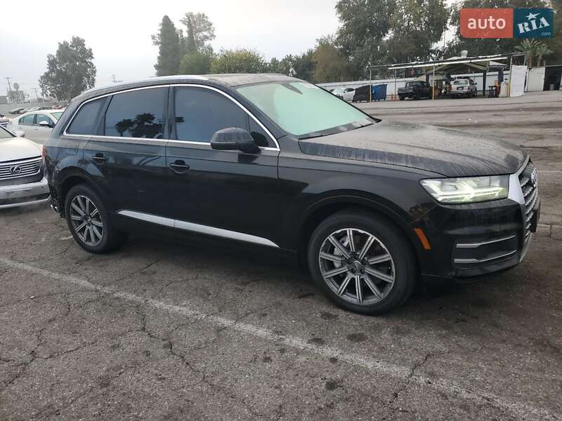Внедорожник / Кроссовер Audi Q7 2019 в Львове