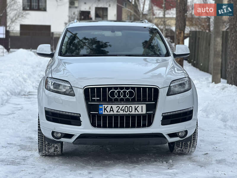 Позашляховик / Кросовер Audi Q7 2012 в Києві
