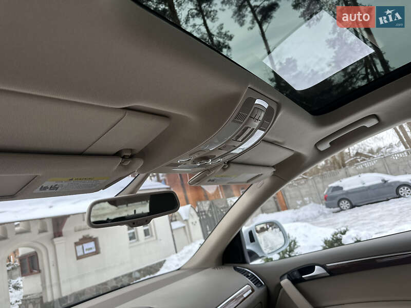 Позашляховик / Кросовер Audi Q7 2012 в Києві