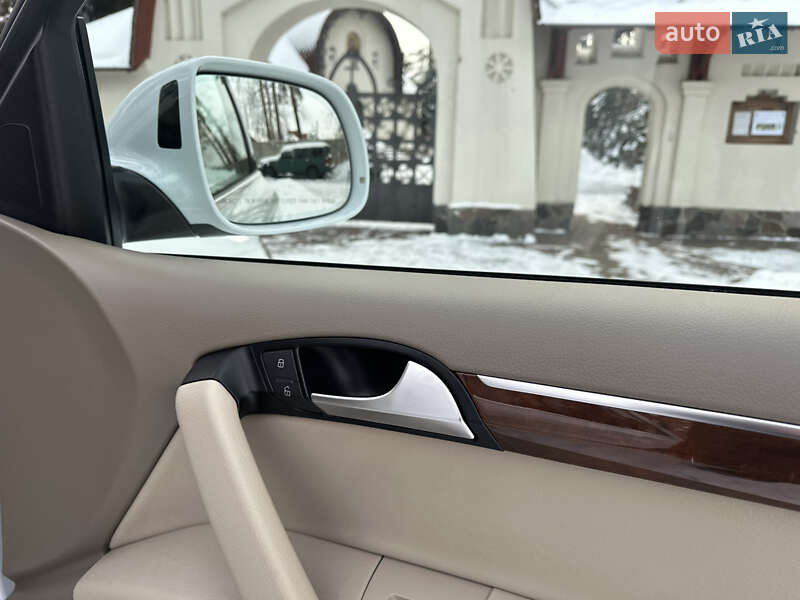 Позашляховик / Кросовер Audi Q7 2012 в Києві