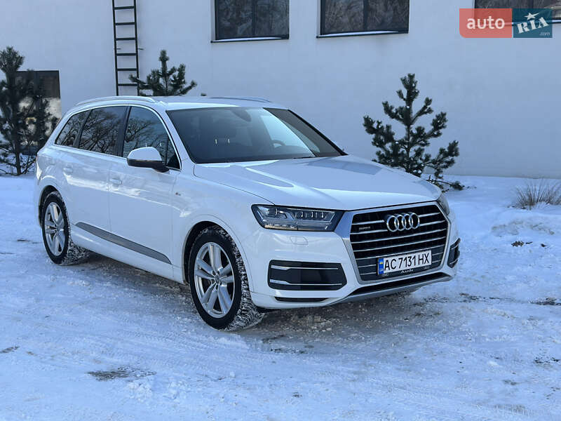 Внедорожник / Кроссовер Audi Q7 2017 в Луцке фото Внедорожник / Кроссовер Audi Q7 2017 в Луцке