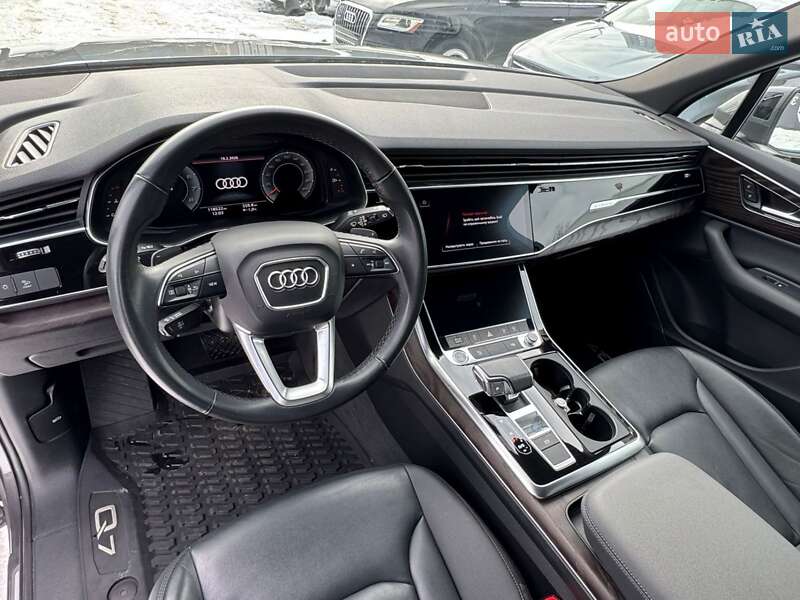 Внедорожник / Кроссовер Audi Q7 2021 в Львове