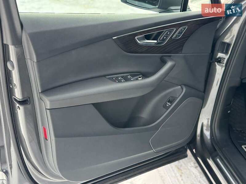 Внедорожник / Кроссовер Audi Q7 2021 в Львове