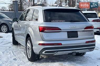Позашляховик / Кросовер Audi Q7 2021 в Стрию