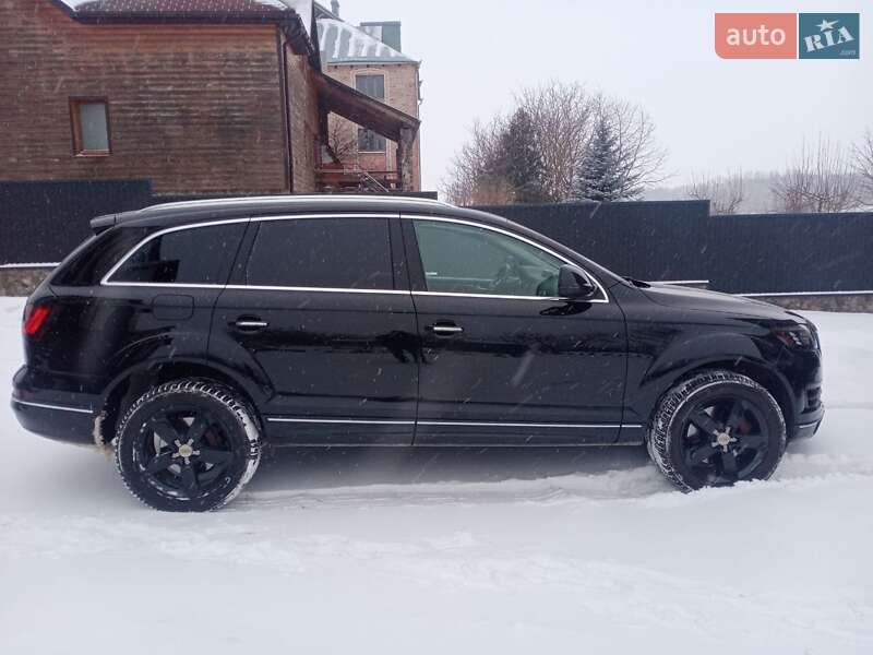 Позашляховик / Кросовер Audi Q7 2011 в Горохові